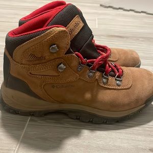 Columbia Hiking Boots Brown Size 7